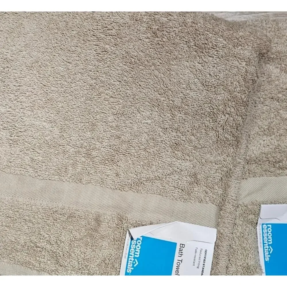 Room Essentials Bath Towels Set of 2 Tan Taupe OEKO-TEX Fade Resistant NWT